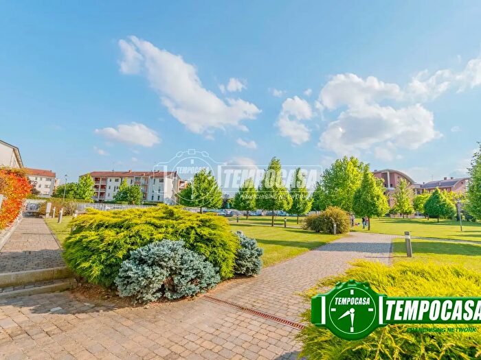 Appartamento quadrilocale in vendita in Via Maria Macellari, Piacenza