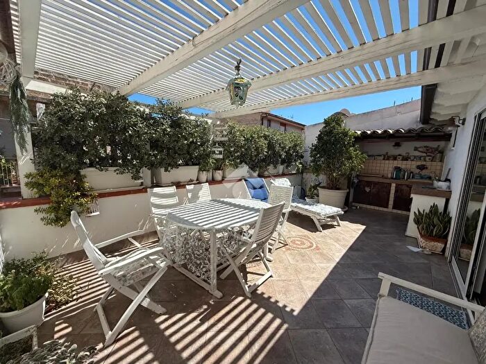 Appartamento con 5 locali in vendita in Via Castore, Palermo