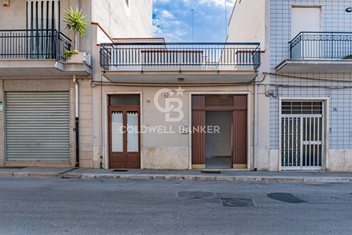 Casa trilocale in vendita in Via Medaglia dOro Lorusso, Andria