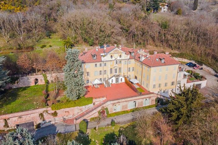 Appartamento con 5 locali in vendita in Strada Cigala Moncalieri, Moncalieri