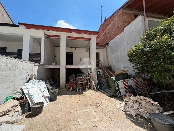 Casa trilocale in vendita in Via Emilio Segrè, Giugliano In Campania