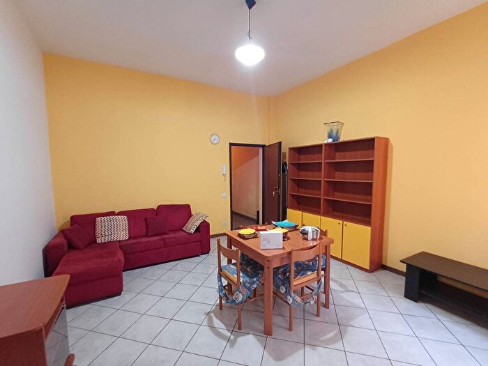 Appartamento trilocale in affitto in Via Padova, Crescenzago, Milano