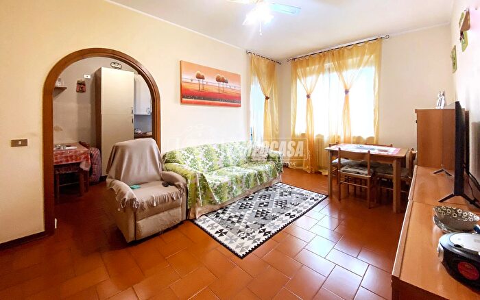 Appartamento trilocale in vendita in Carpiano