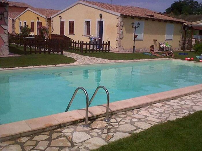 Appartamento trilocale in affitto in Via dei Salici, Viddalba