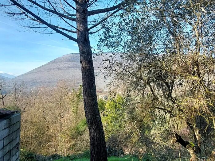 Casa bilocale in vendita in Via Valle Reale, Castro Dei Volsci
