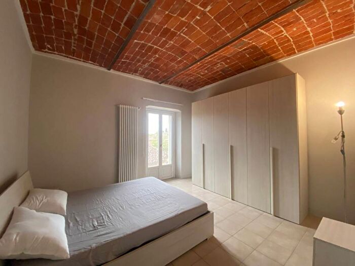Appartamento trilocale in affitto in Via Settembre, Centro, Castello di Annone