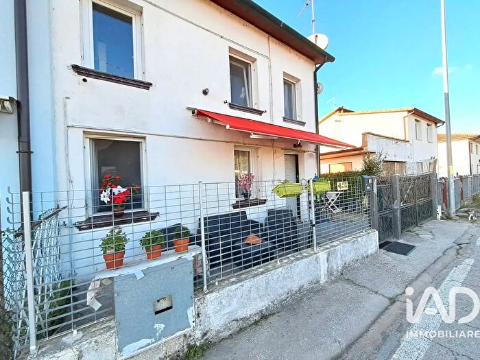 Casa con 5 locali in vendita in Via Giovanni Monti, Frassinelle Polesine