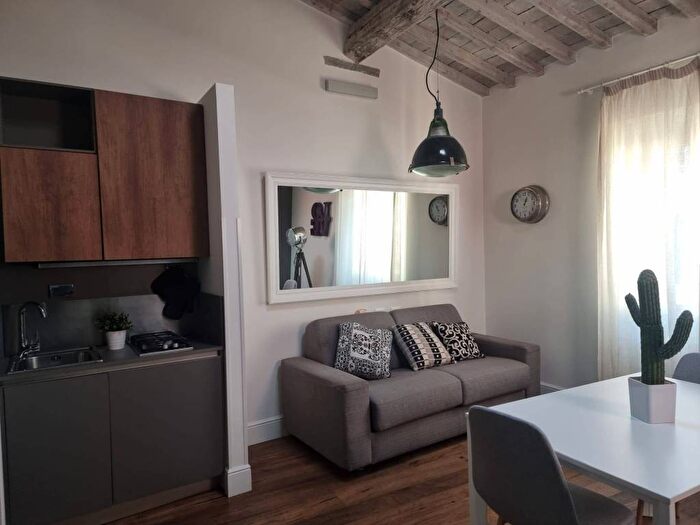 Appartamento monolocale in affitto in Via dei Tornabuoni, Piazza della Repubblica, Firenze