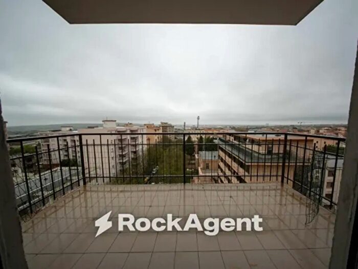 Appartamento con 6 locali in vendita in Via Giovanni Amendola, Sassari