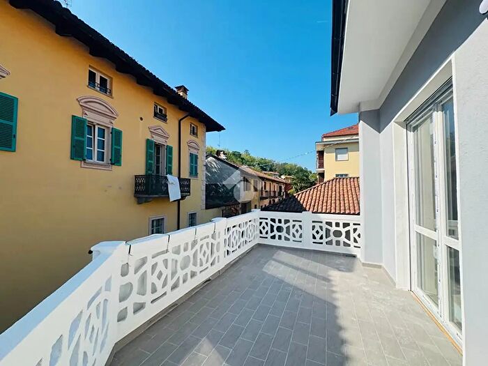 Appartamento trilocale in vendita in Via Roma, Rivoli