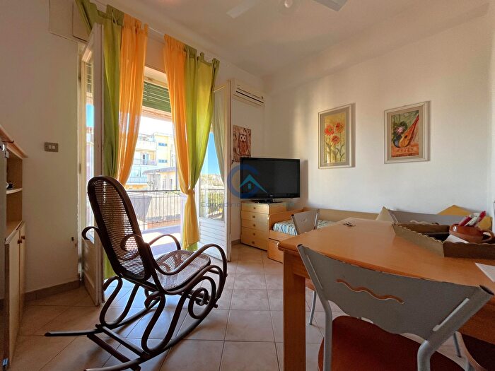 Appartamento trilocale in affitto in Catanzaro