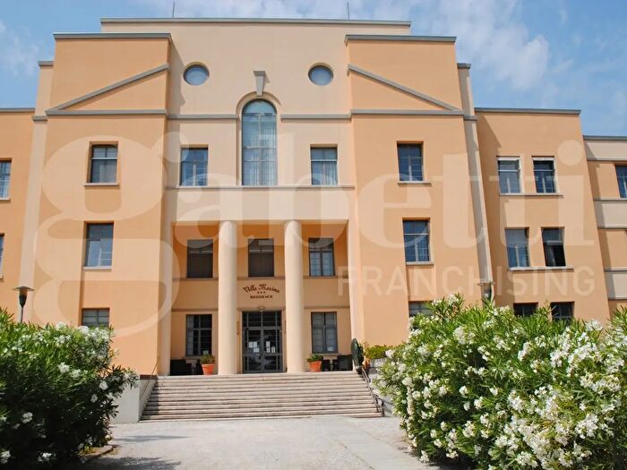 Appartamento bilocale in vendita in Viale delle Nazioni, Ravenna