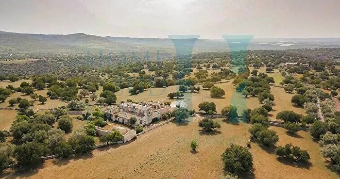 Casa in vendita in Rosolini, Noto