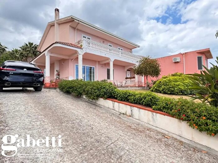 Casa con 5 locali in vendita in Contrada Mustazzo, Patti