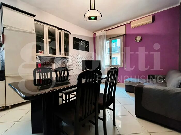 Appartamento trilocale in vendita in Via Don Giovanni Fornasini, Bologna