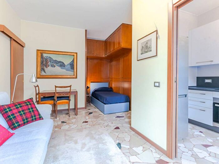 Appartamento monolocale in affitto in via moise loirà, Dezza, Milano