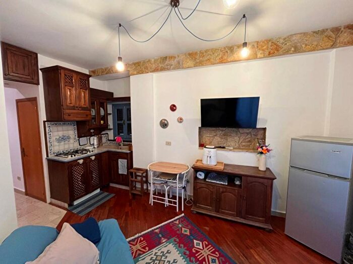 Appartamento bilocale in affitto in Via Sammartino, Politeama Ruggiero Settimo, Palermo