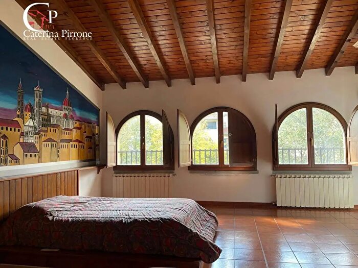 Casa con 5 locali in vendita in Via Arcangelo Giani, Dicomano