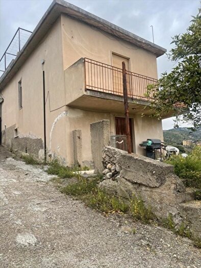 Casa con 5 locali in vendita in Via Spirito Santo, Reggio Calabria