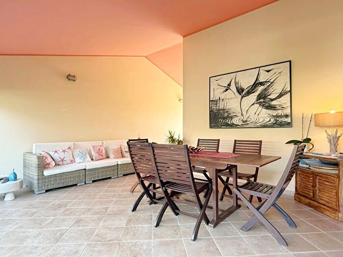 Casa con 5 locali in vendita in Loc su Giuncargiu, Tertenia