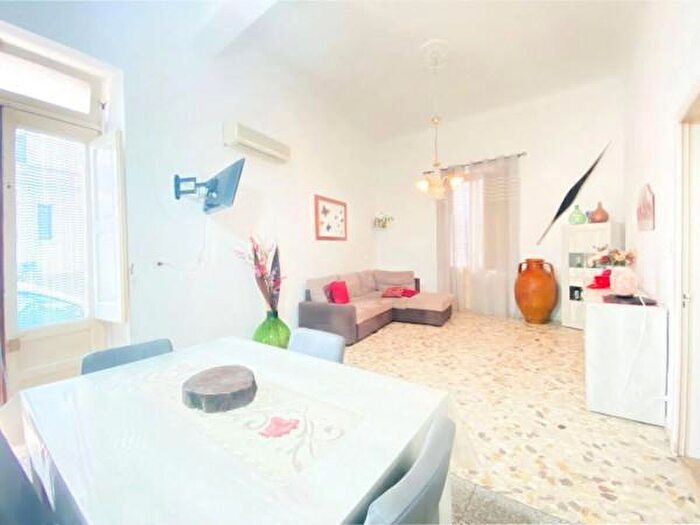 Casa con 5 locali in vendita in San Michele Salentino