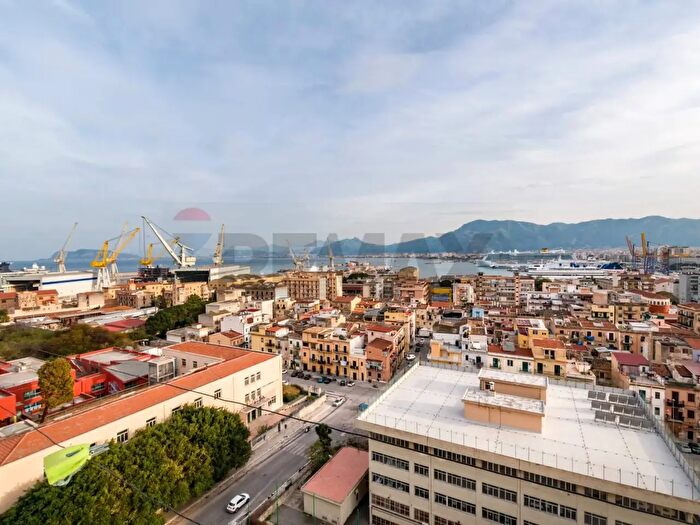 Appartamento quadrilocale in vendita in Via Alberto Rallo, Palermo