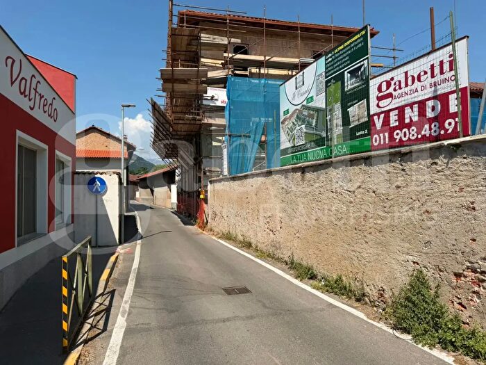 Casa quadrilocale in vendita in Via Giovanni Gino, Sangano