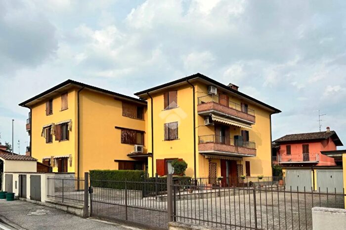 Appartamento trilocale in vendita in Via Caduti di Nassiriya, Chieve