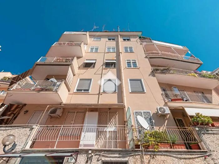 Appartamento bilocale in affitto in Via Braida G, Roma