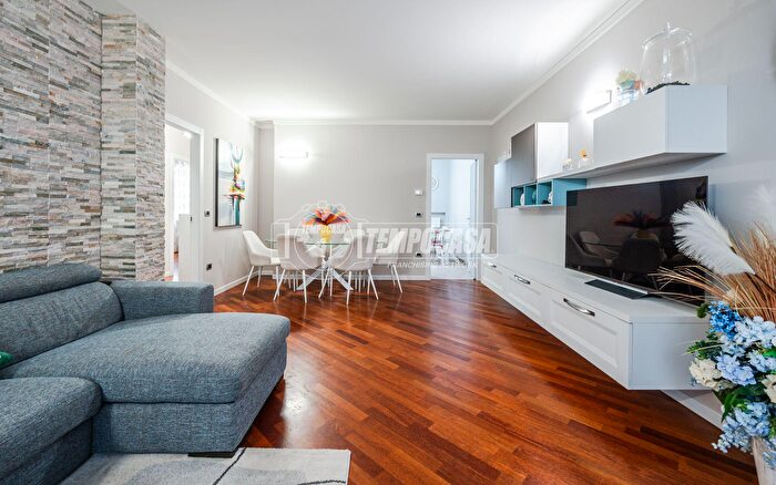 Appartamento quadrilocale in vendita in Via Vincenzo Bellini SantAndrea Bagni, Medesano