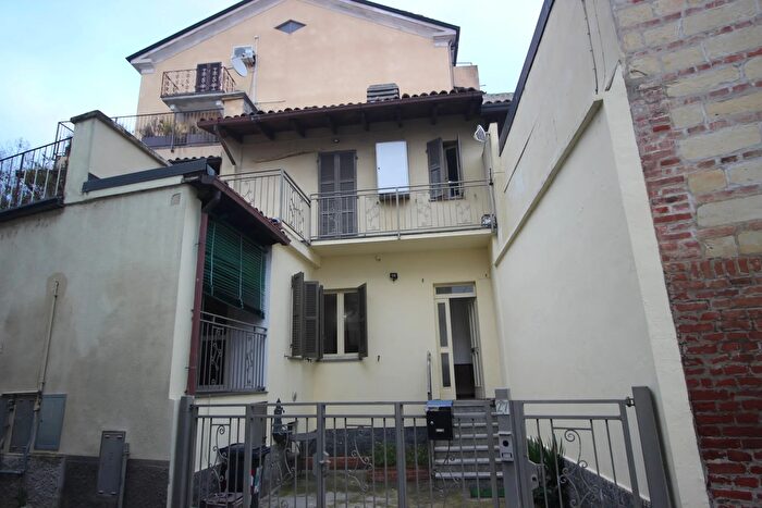 Casa trilocale in vendita in Via Roma, Terruggia