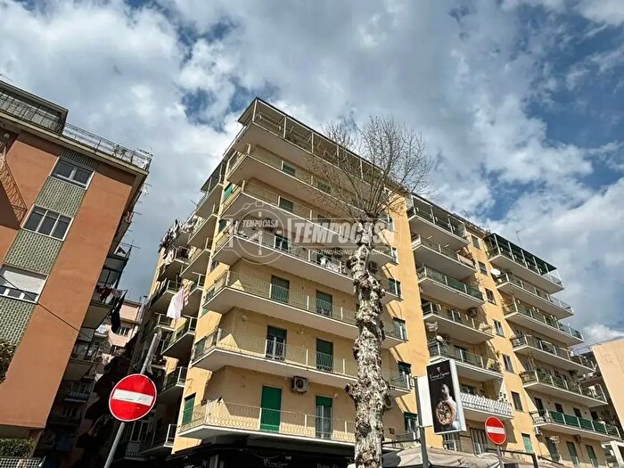 Appartamento con 5 locali in vendita in Pomigliano DArco