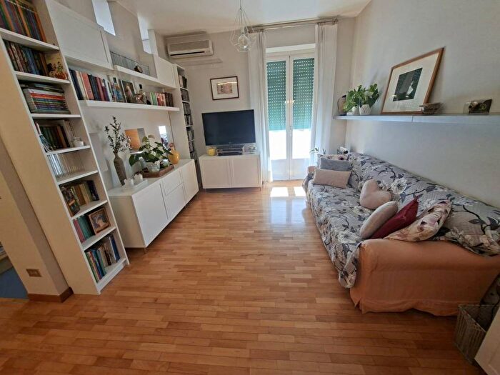 Appartamento bilocale in affitto in Via Desenzano, Gambara, Milano