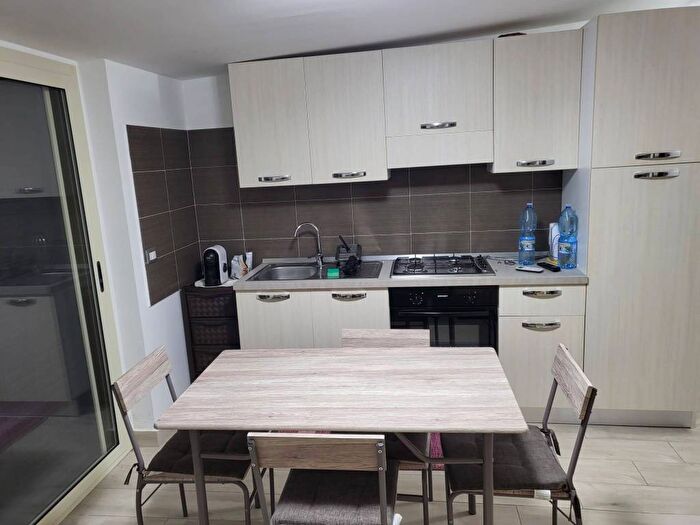 Casa bilocale in affitto in Villaggio Botterio, Calalunga Pietragrande, Montauro