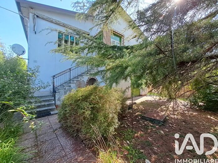 Casa bilocale in vendita in Via Trieste, Crespino
