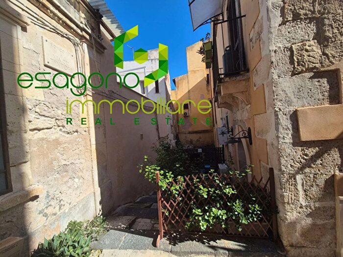 Casa trilocale in vendita in Siracusa