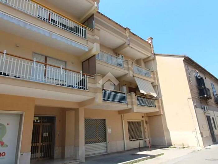 Appartamento trilocale in vendita in Via Luigi Castiello, Casagiove