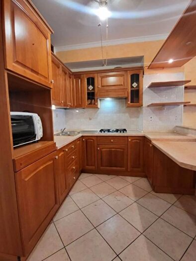 Appartamento trilocale in vendita in Piazza Aprile Albano Laziale, Albano Laziale