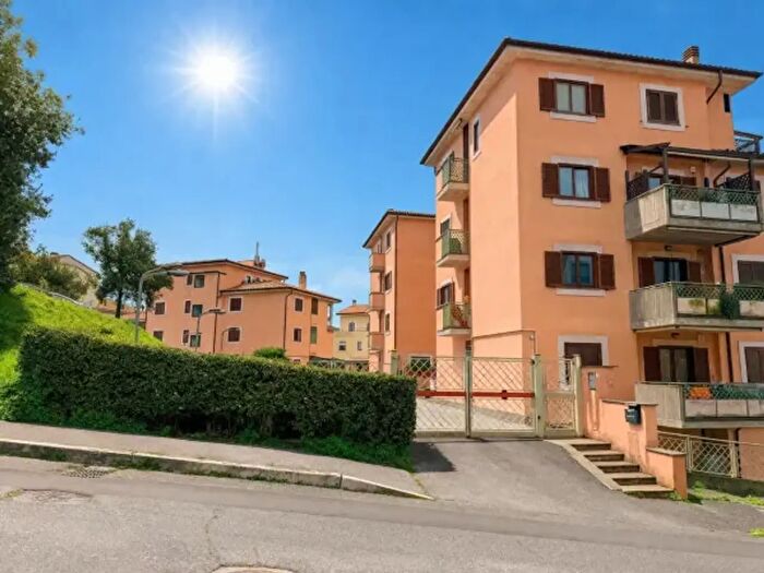 Appartamento trilocale in vendita in Traversa Campo della Fiera, Bracciano