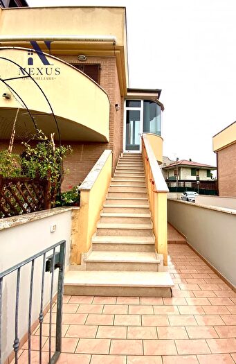 Appartamento trilocale in vendita in Mondolfo