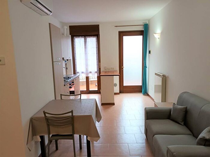 Appartamento monolocale in affitto in Strada Farnesiana, Farnesiana, Piacenza