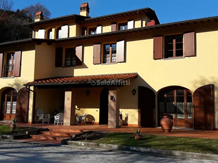 Casa con 6 locali in affitto in Via Poggetti, Santa Maria a Monte