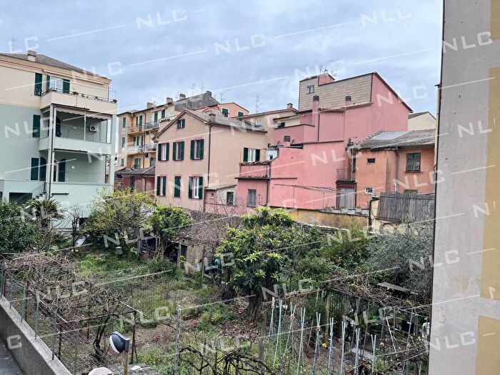 Appartamento bilocale in affitto in Vico del Borgo, Centro, Lavagna