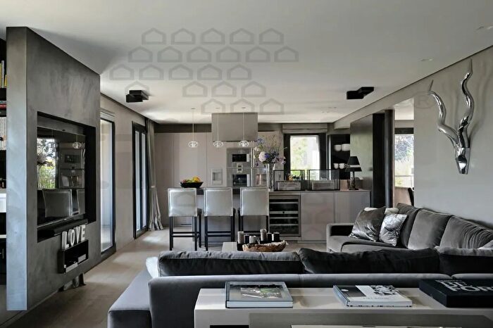 Appartamento trilocale in vendita in Cda Cacciatore Torre Faro, Messina