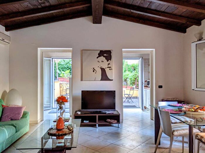 Casa bilocale in affitto in Viale Carnaro, Città Giardino, Roma