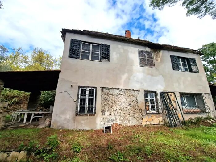 Casa quadrilocale in vendita in Via del Sasso, Anguillara Sabazia