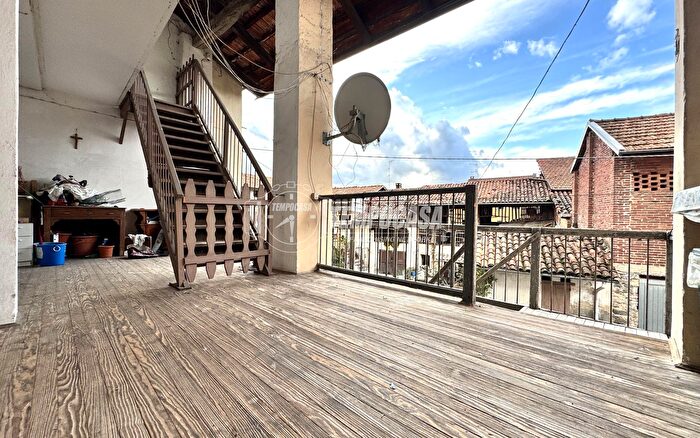 Casa con 5 locali in vendita in Via della Vittoria, Biella