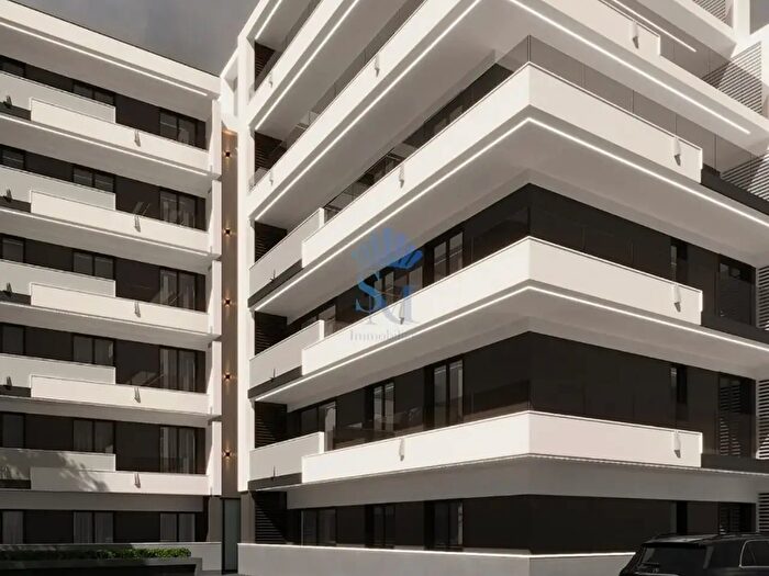 Appartamento quadrilocale in vendita in Via Arena, Caserta