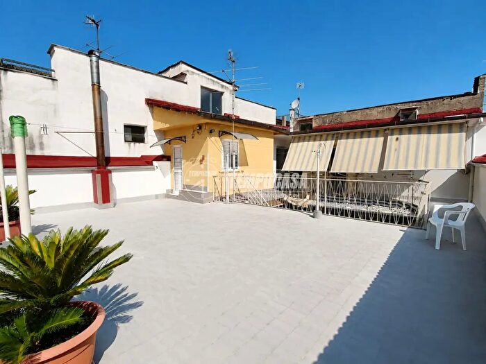 Casa con 5 locali in vendita in Via Salvator Rosa, Lusciano