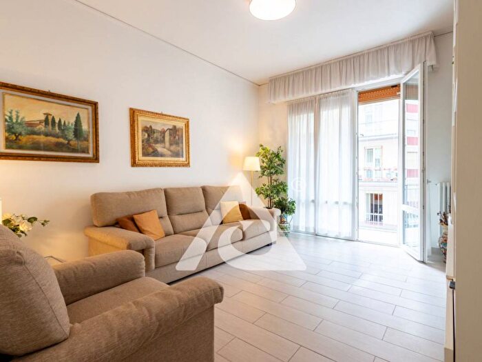 Appartamento quadrilocale in affitto in Via del Madonnone, Alberti Bellariva, Firenze